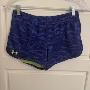 Under Armour Women's Wave Pattern Athletic Shorts